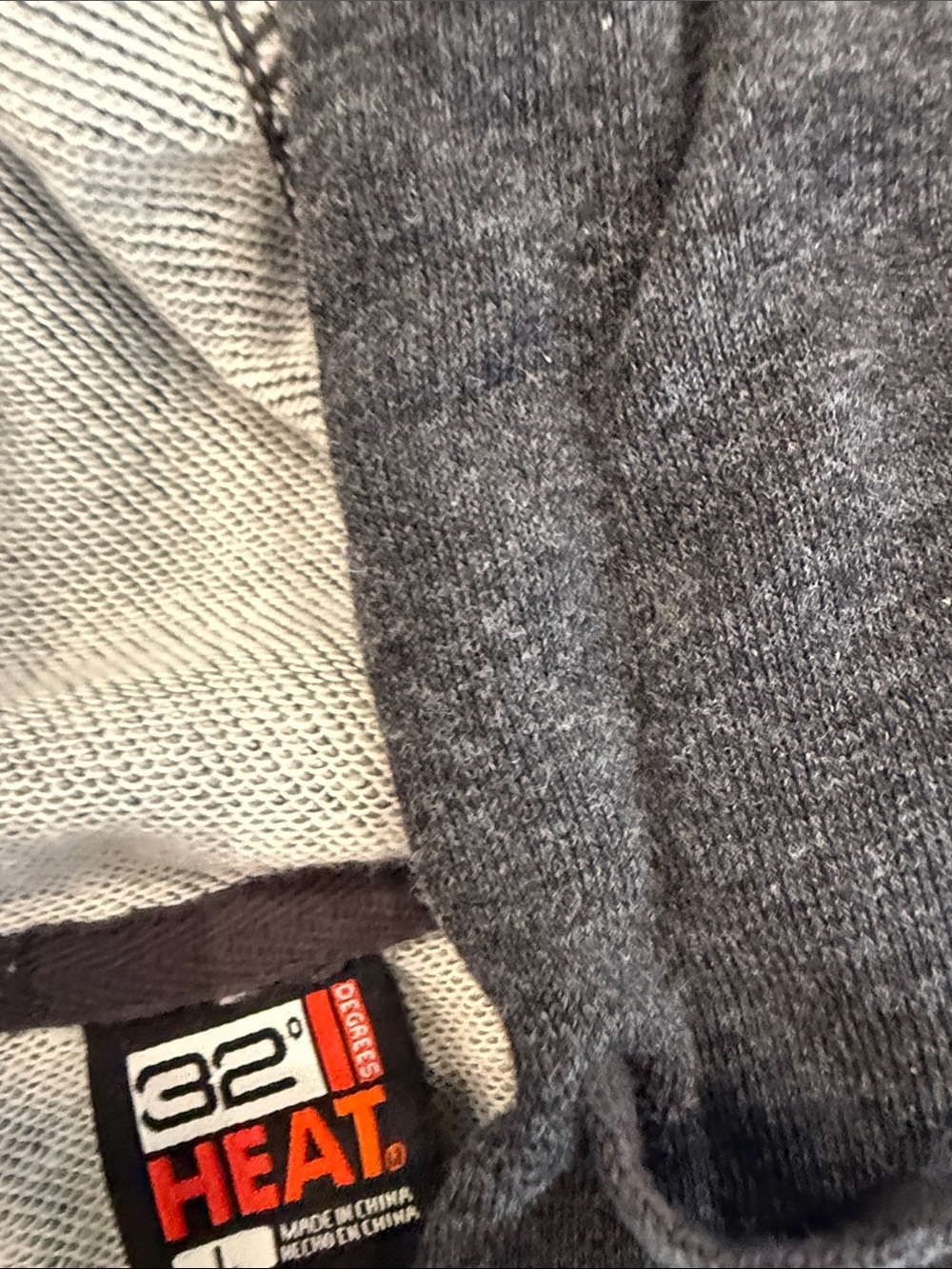 32 Degrees Men's Black Hooded Pullover - Picture 2 of 3